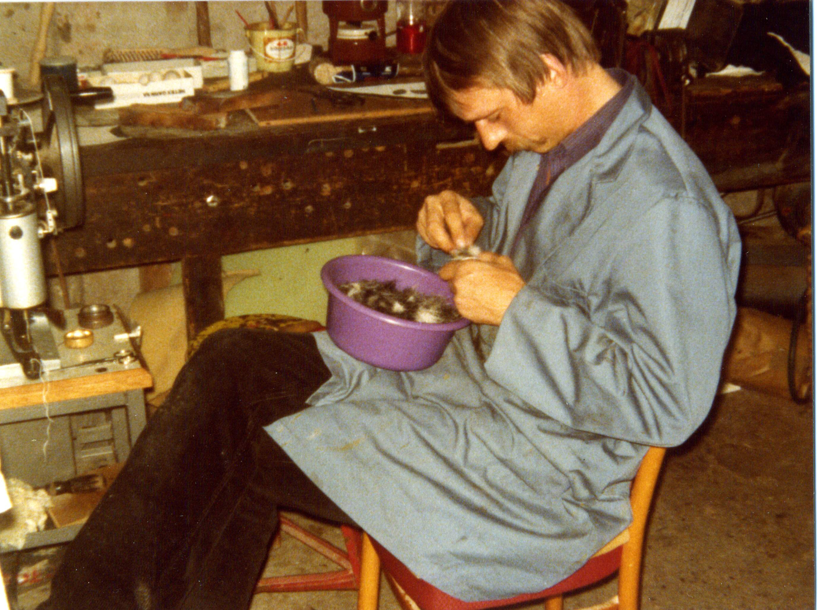 Ballenmaker aan het werk