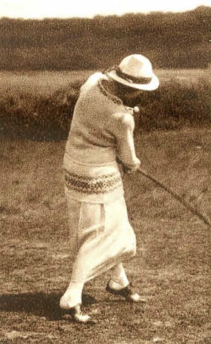 L. Smalt op 10e tee - 1923