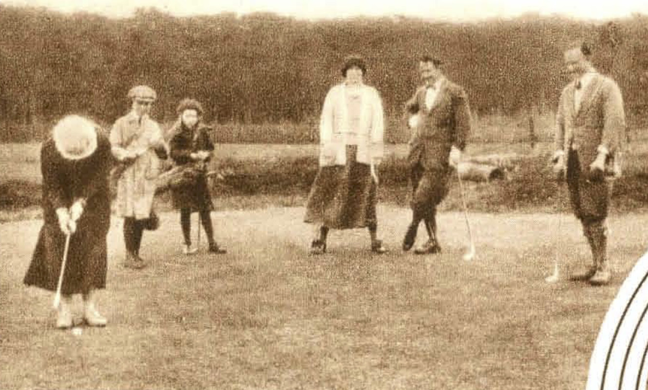 Mrs. Wilkie; Joannides; Smalt - 1923