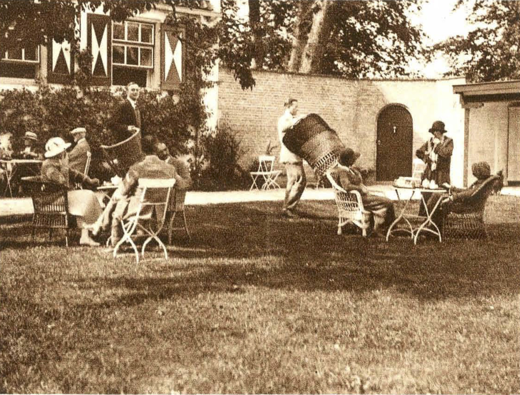 Thee uur op de Haagsche - 1923