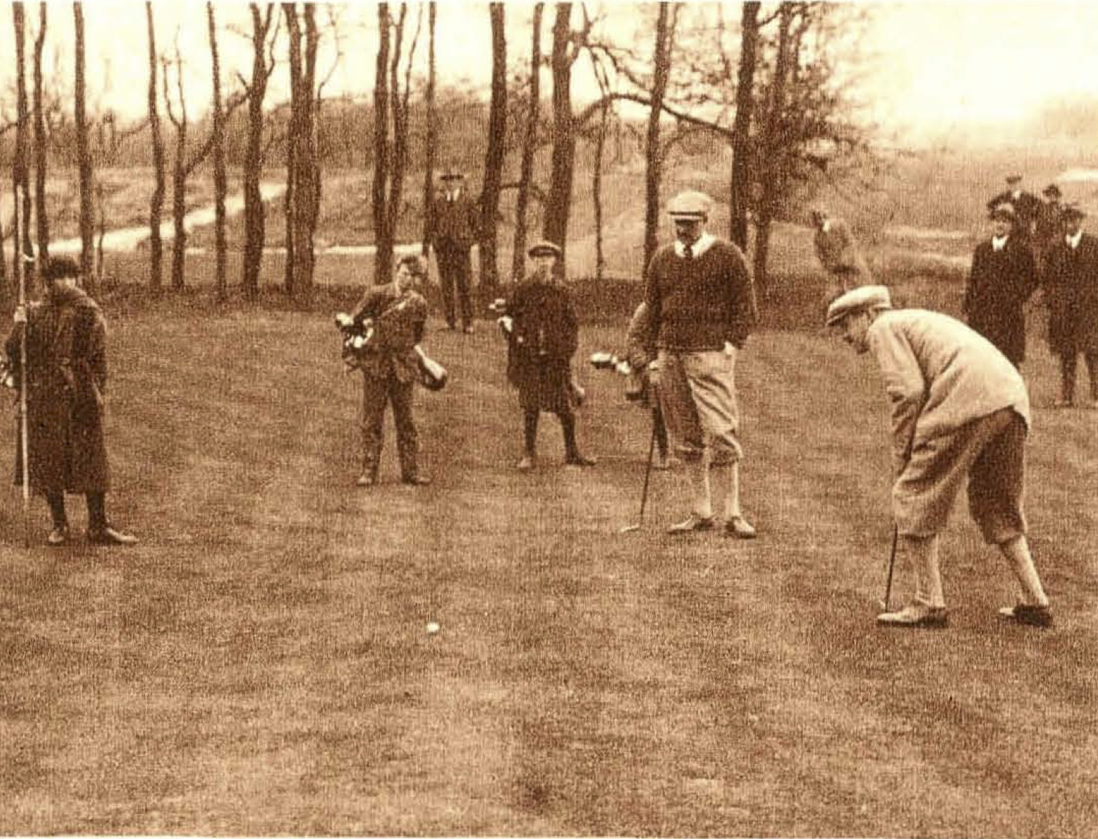 Mouchy en Vagliano op de 9e green - 1924