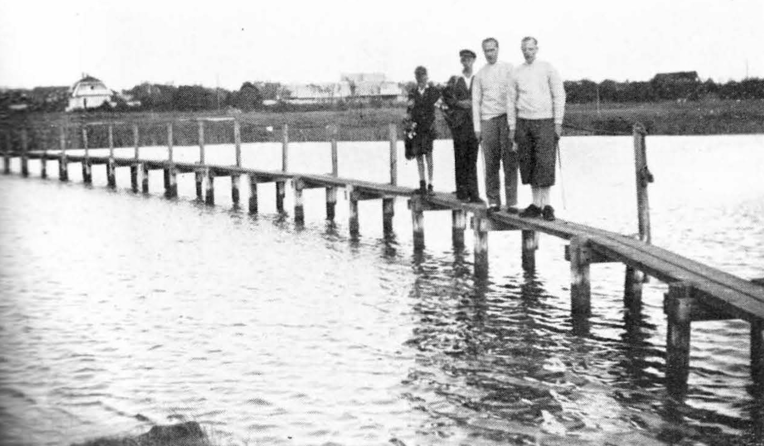 B. Carp; M. Wetselaar - 1937