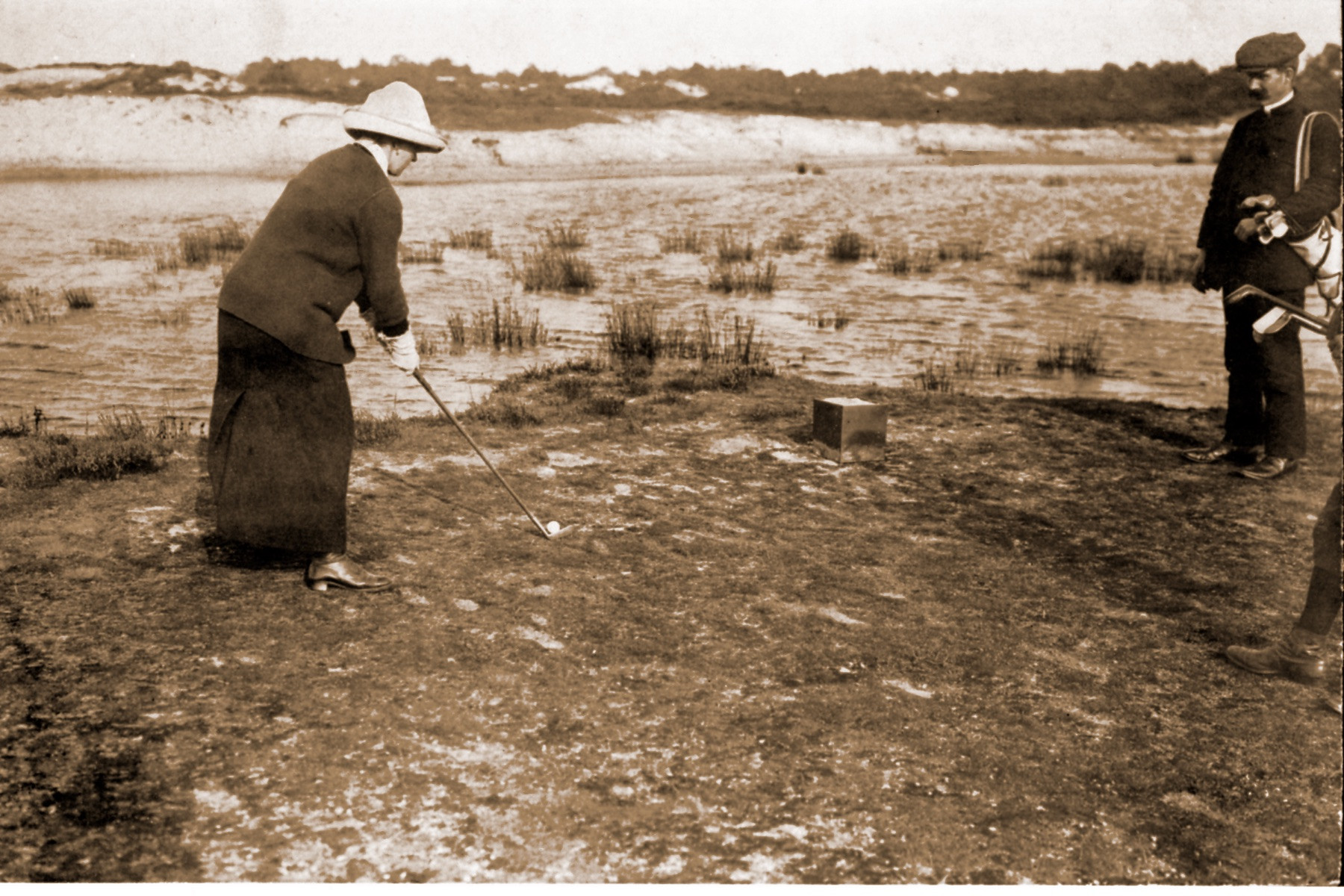 Dames tee op de Doornsche