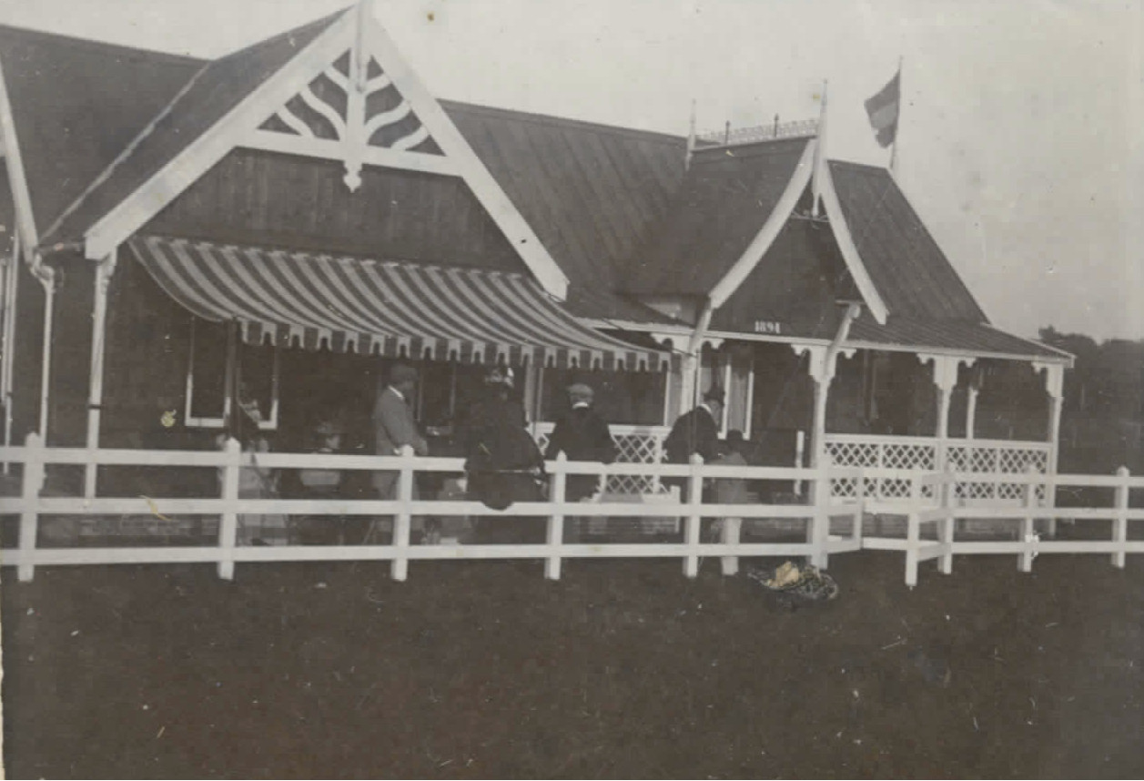 Clubhuis Haagsche 3 - 1895