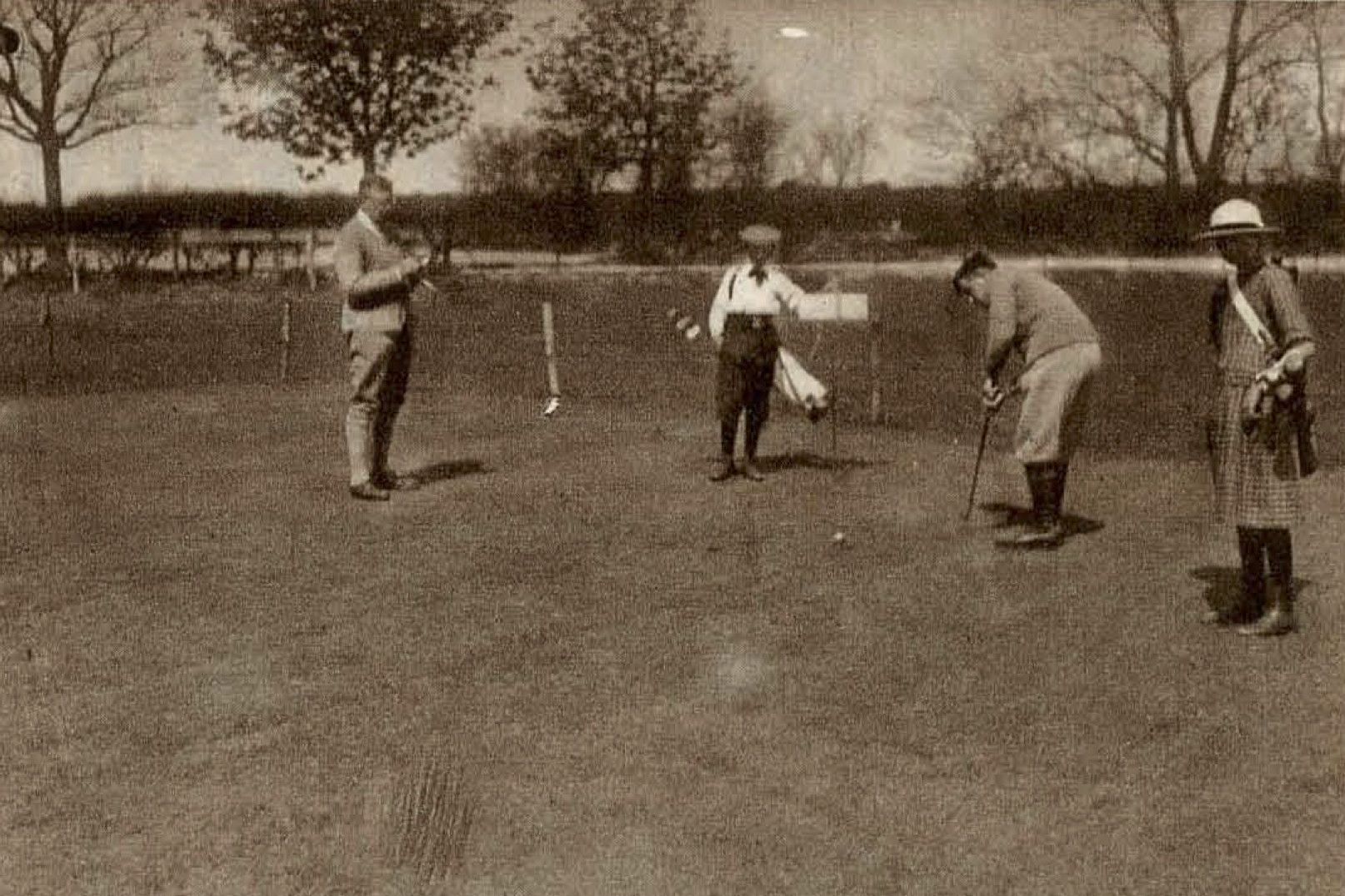 J. Heise en A.A. Diemer Kool op green 2 - 1922