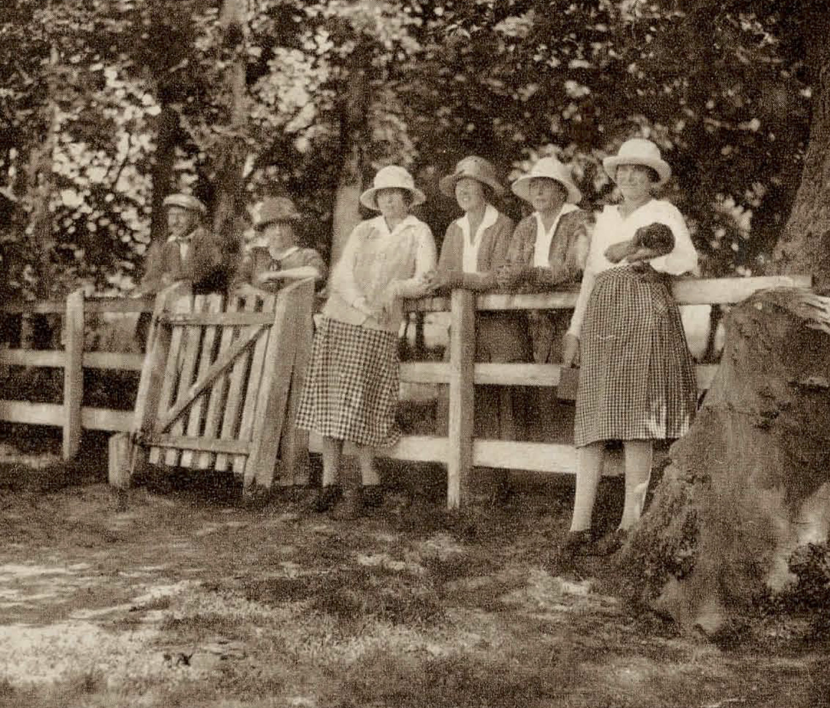 De fair-sex volgt de wedstrijd - 1922