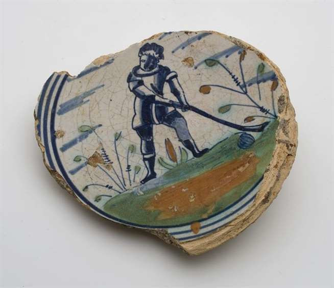 Majolica schotel. 1600-1650