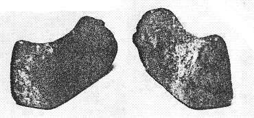 Twee geelkoperen colfsloffen