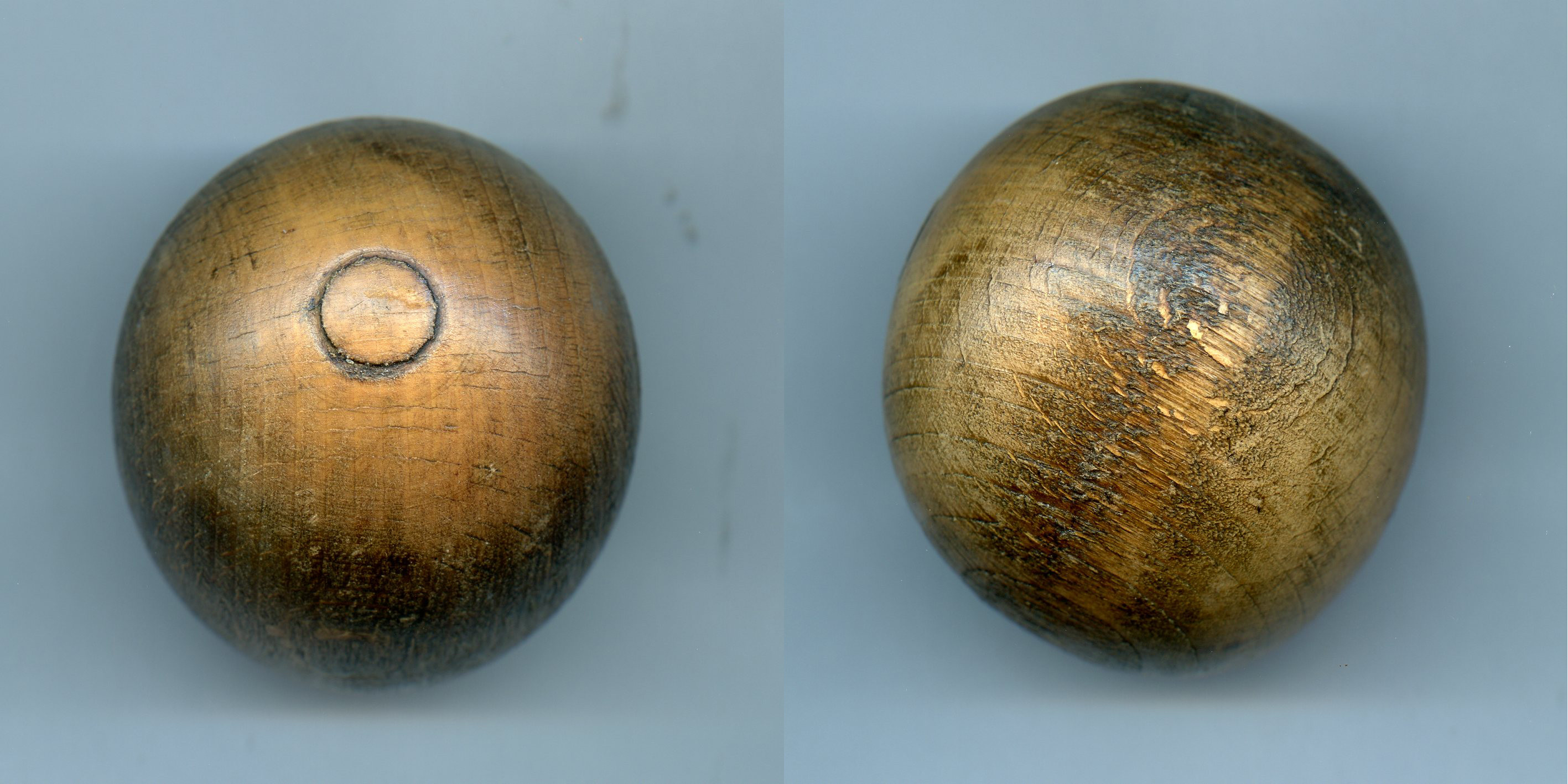 Houten colfbal. Ca. 1600