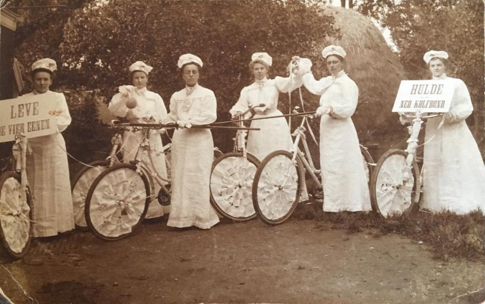 NK Kolf, Versierde fietsen, De Vier Eenen, Spanbroek - 1905