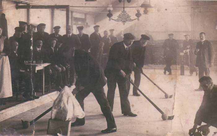 De Roode Leeuw, Benningbroek. 1920-1930