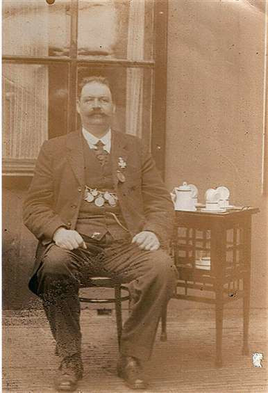 Piet Dil, Mik Wis, Koog aan de Zaan. Ca. 1930