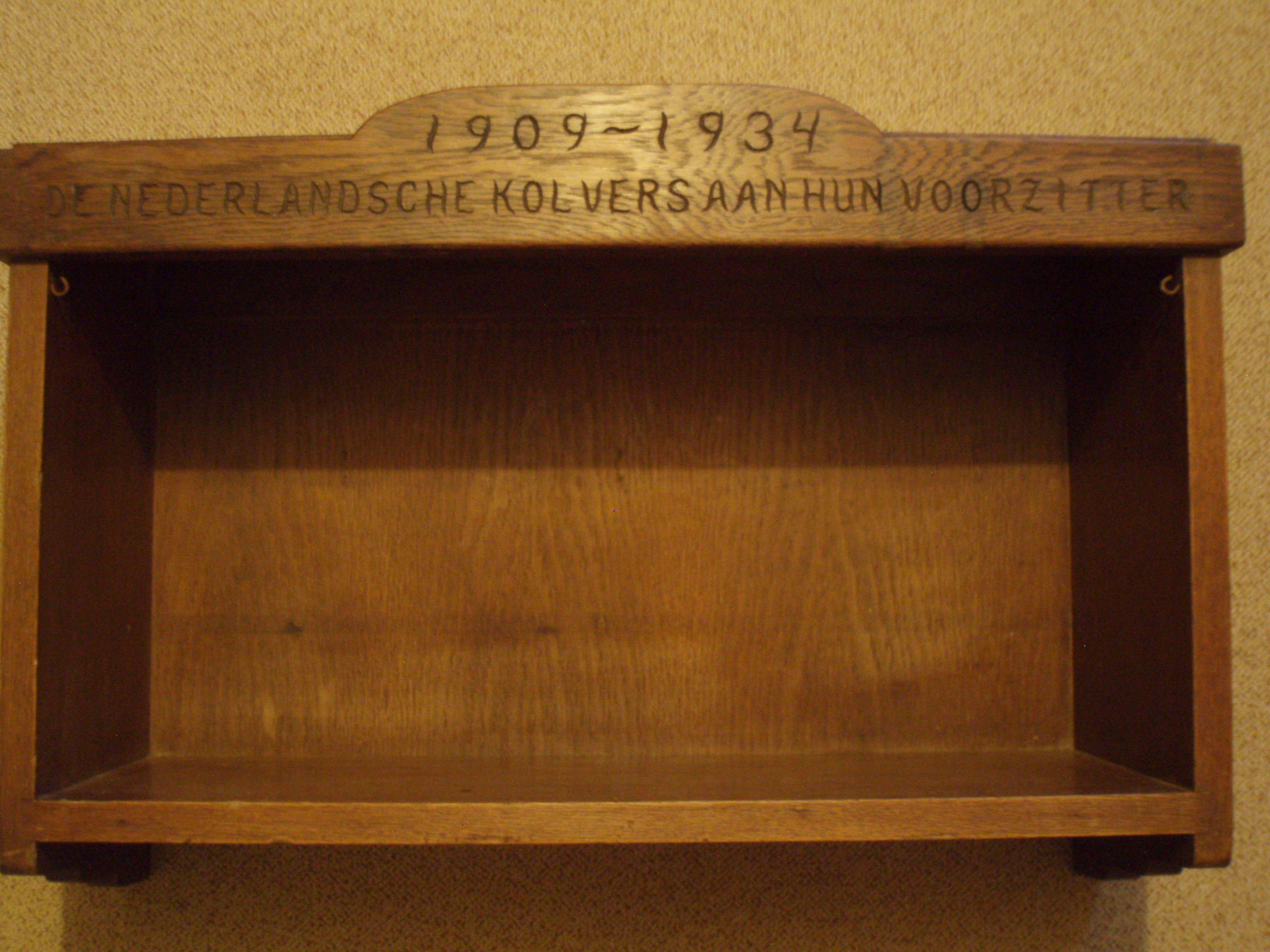 Boekenkastje, Sta Vast, Grootebroek, Dr. G.C. van Balen Blanken. 1934