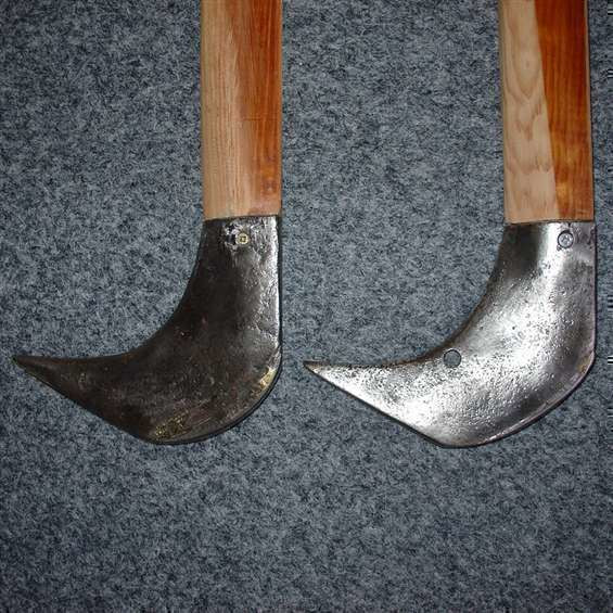 Freek Luider, Twee gummisloffen ('ijzers')