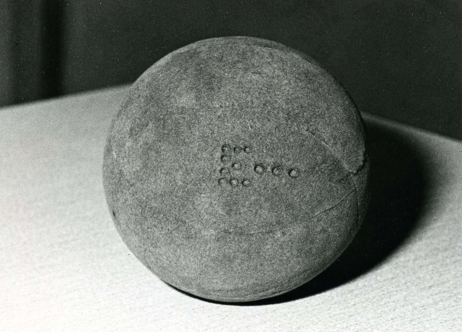 Th. Rijper, Vilten sajetbal, St. Eloyen Gasthuis. 1979