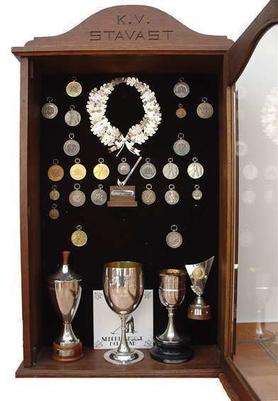 Prijzenkast, Sta Vast, De Vergulde Baars, Venhuizen. 1927