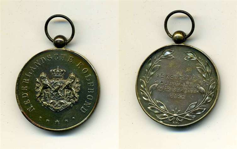 Kolfmedaille, Kolfbond, Eerste prijs sajetballen, Het Moriaanshoofd, Wormer. 1922