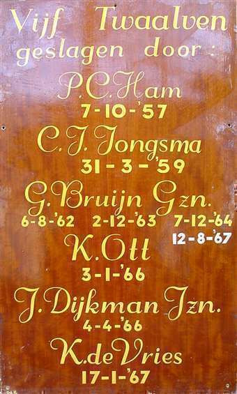 'Vijf twaalven'-bord, De Leste Klap. Ca. 1959